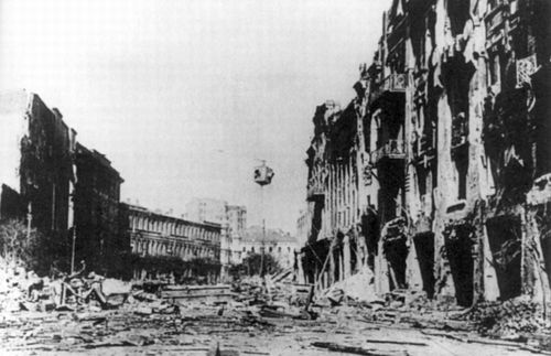 Ruined buildings near the intersection of Proriznaya Street and Khreshchatyk Street, Kyiv, Ukraine, Oct 1941