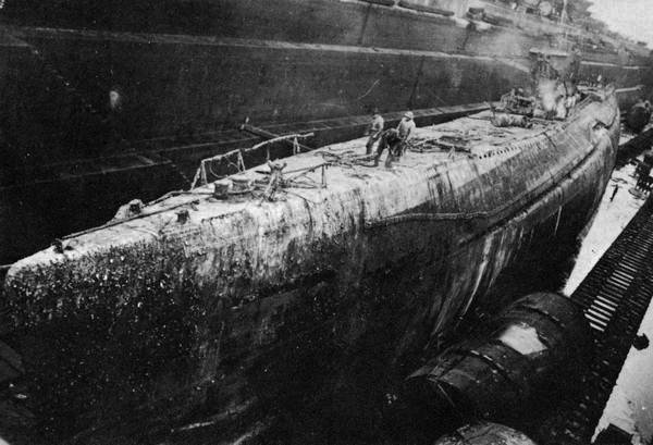 Japanese submarine I-352 at Kure Naval Arsenal, Japan, 1948