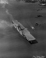 USS Yorktown (Essex-class) in the channel leaving Pearl Harbor, Hawaii, 29 May 1944.