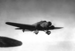 SM.81 bomber in flight, 1938