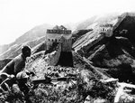 Communist Chinese machine gun crew of Eighth Route Army near the Great Wall, Laiyuan Hebei Province, China, Sep 1937