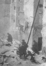 Street fighting in Stalingrad, Russia, circa Sep 1942-Jan 1943