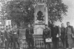 Ferdinand Catlos at the Tadeusz Kosciuszko monument in Sanok, southern Poland, circa late Sep 1940