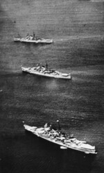 Kumano (foreground, one funnel band), Mikuma (center, two funnel bands), and Suzuya (background, three funnel bands) in Ise Bay, Japan, summer 1938