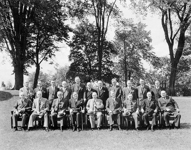 Mackenzie King and his cabinet, 19 Jun 1945