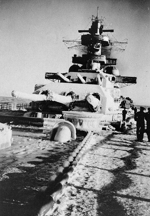 Scharnhorst's icy foredeck, Baltic Sea, Jan 1940, photo 1 of 2