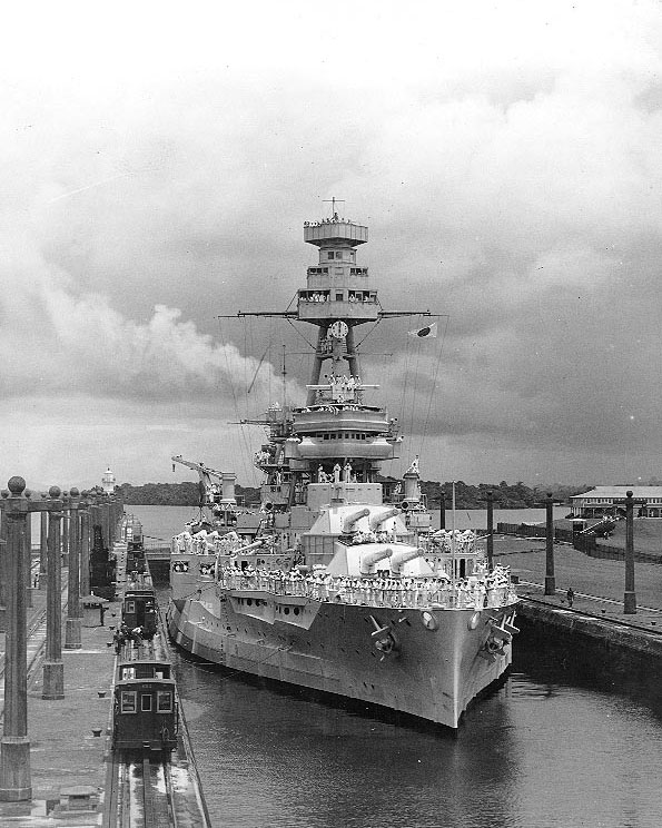 Texas in the Gatun Locks of Panama Canal, en route to the US east coast, 21 Jun 1937