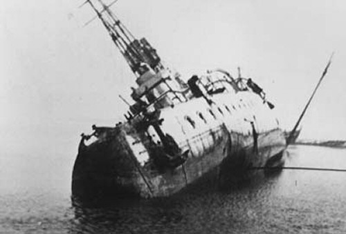 Chinese light cruiser Pinghai being refloated, Jiangyin, Jiangsu Province, China, 1938