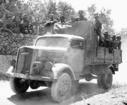 Kfz. 305 Blitz file photo [8229]