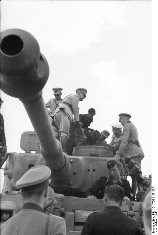 Turkish officers studying a German Tiger I heavy tank in Ukraine, 1943